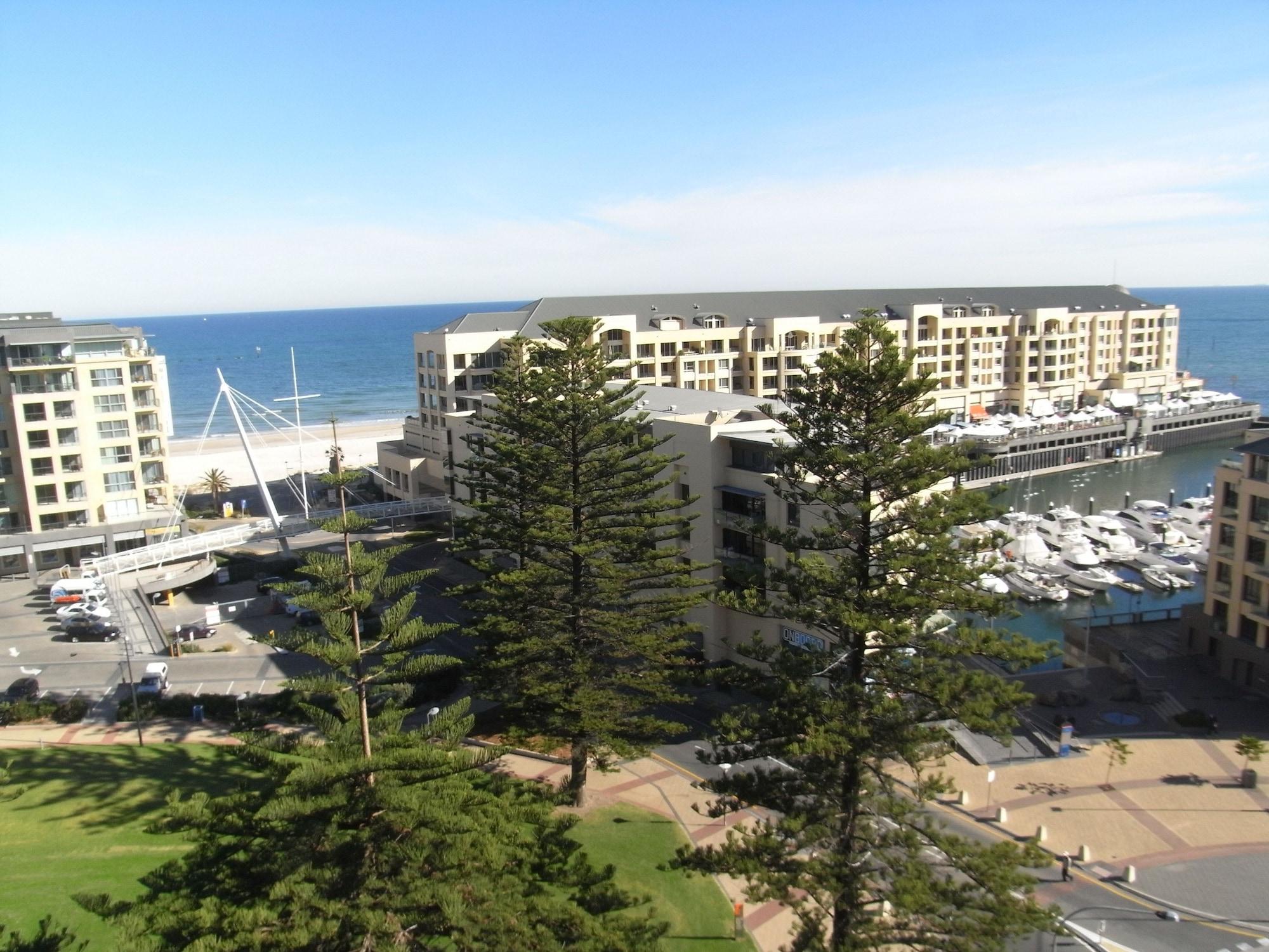 Ensenada Motor Inn And Suites Adelaide Esterno foto