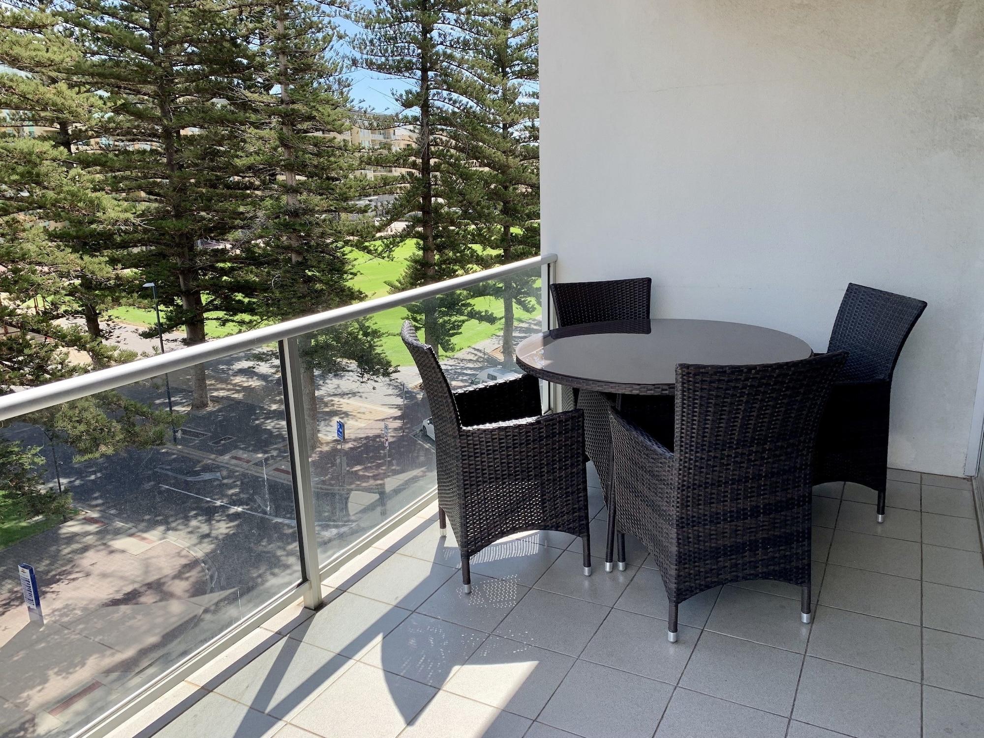 Ensenada Motor Inn And Suites Adelaide Esterno foto