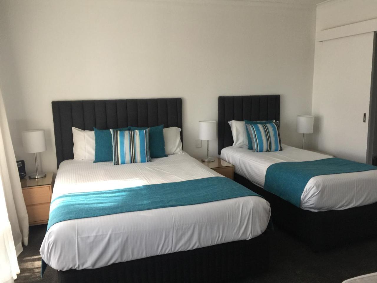 Ensenada Motor Inn And Suites Adelaide Esterno foto