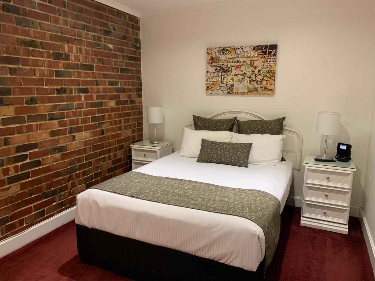 Ensenada Motor Inn And Suites Adelaide Esterno foto